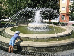 Fountain with Canon A70